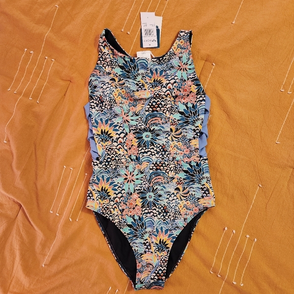 Brand new with tags Roxy 1 piece - Picture 1 of 4